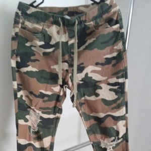 Ymi camouflage casual L womans pants